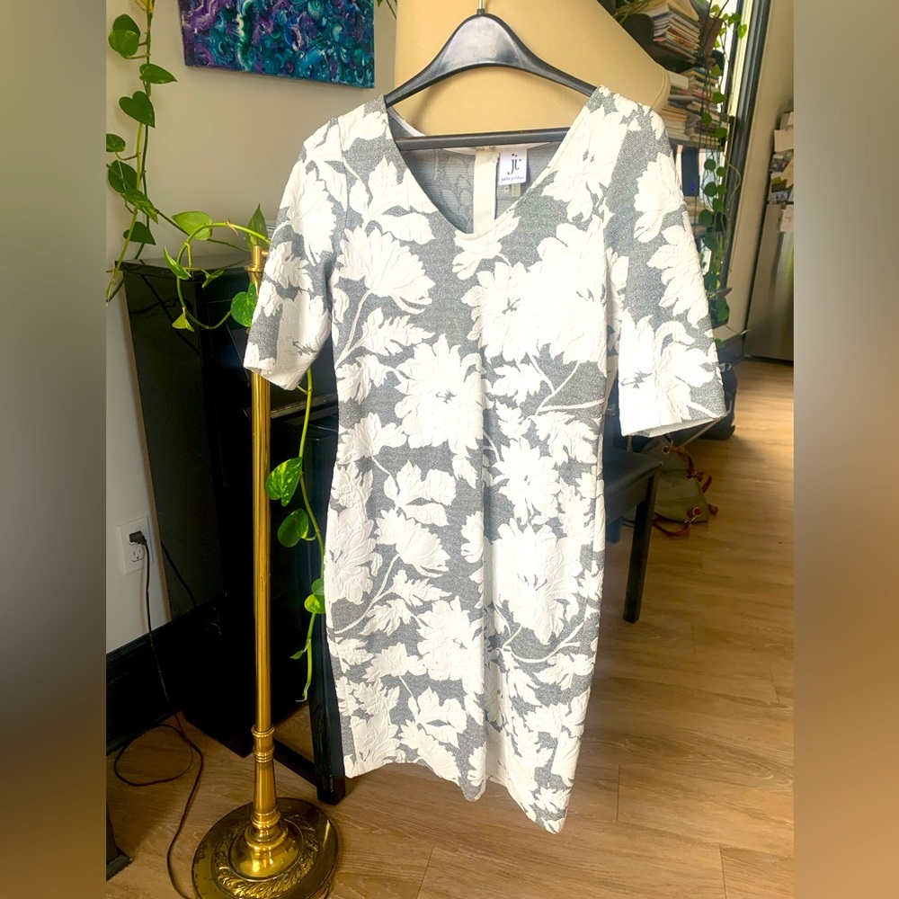 Julia Jordan cocktail dress